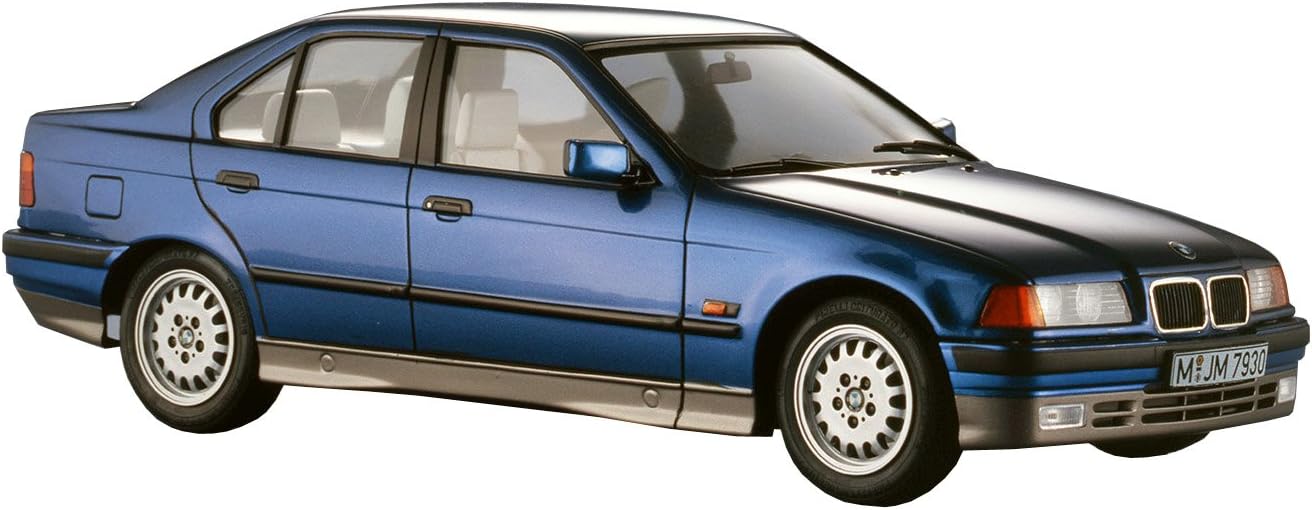 Hasegawa 1/24 BMW 318i 18 4E SOHC Model Kit 20320 JAPAN